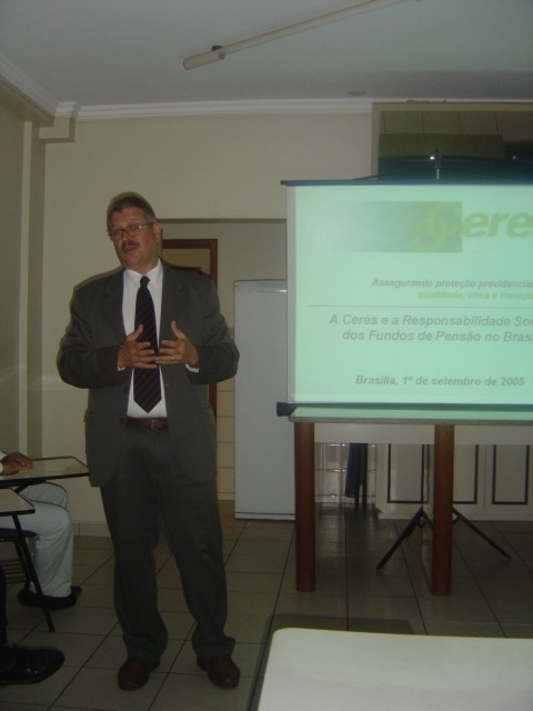 Foto: rotary 01_09_05 028.jpg
Criada em : 24/08/2020 20:03:50
Peso : 43129 bytes
Dimenso : 480 X 640 pixel
Cores : 
Foto = 11
